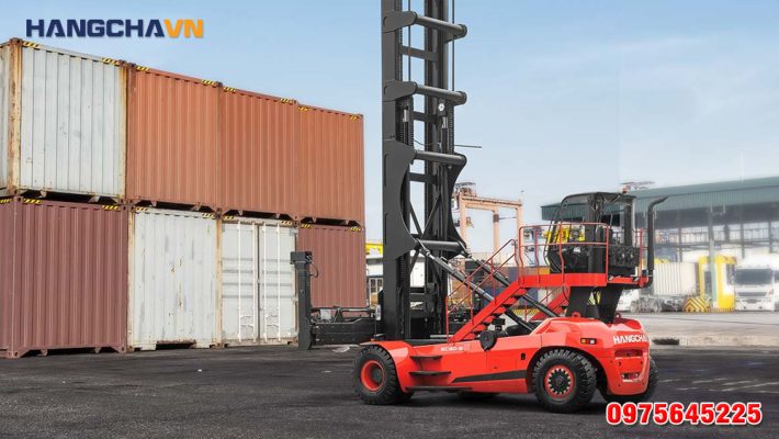 xe nang gap container